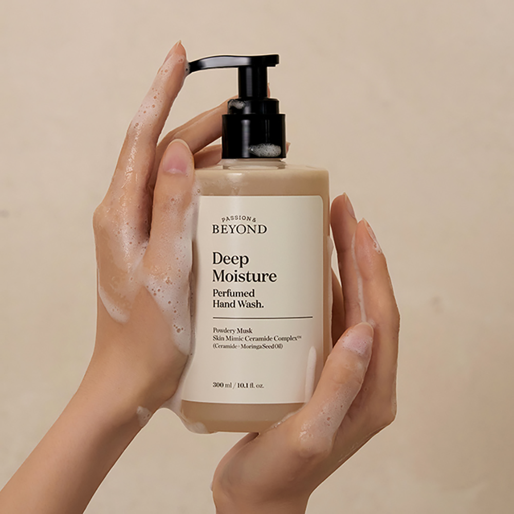 비욘드 딥모이스처 퍼퓸드 핸드워시 300 mL 상세 이미지 1